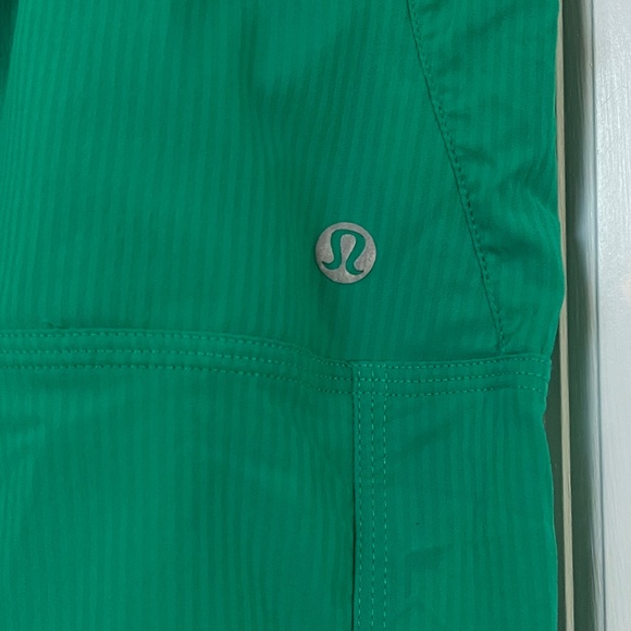Lululemon Dance Studio Mid-Rise Pants -  Size 8 - Kelly Green - Picture 7 of 10